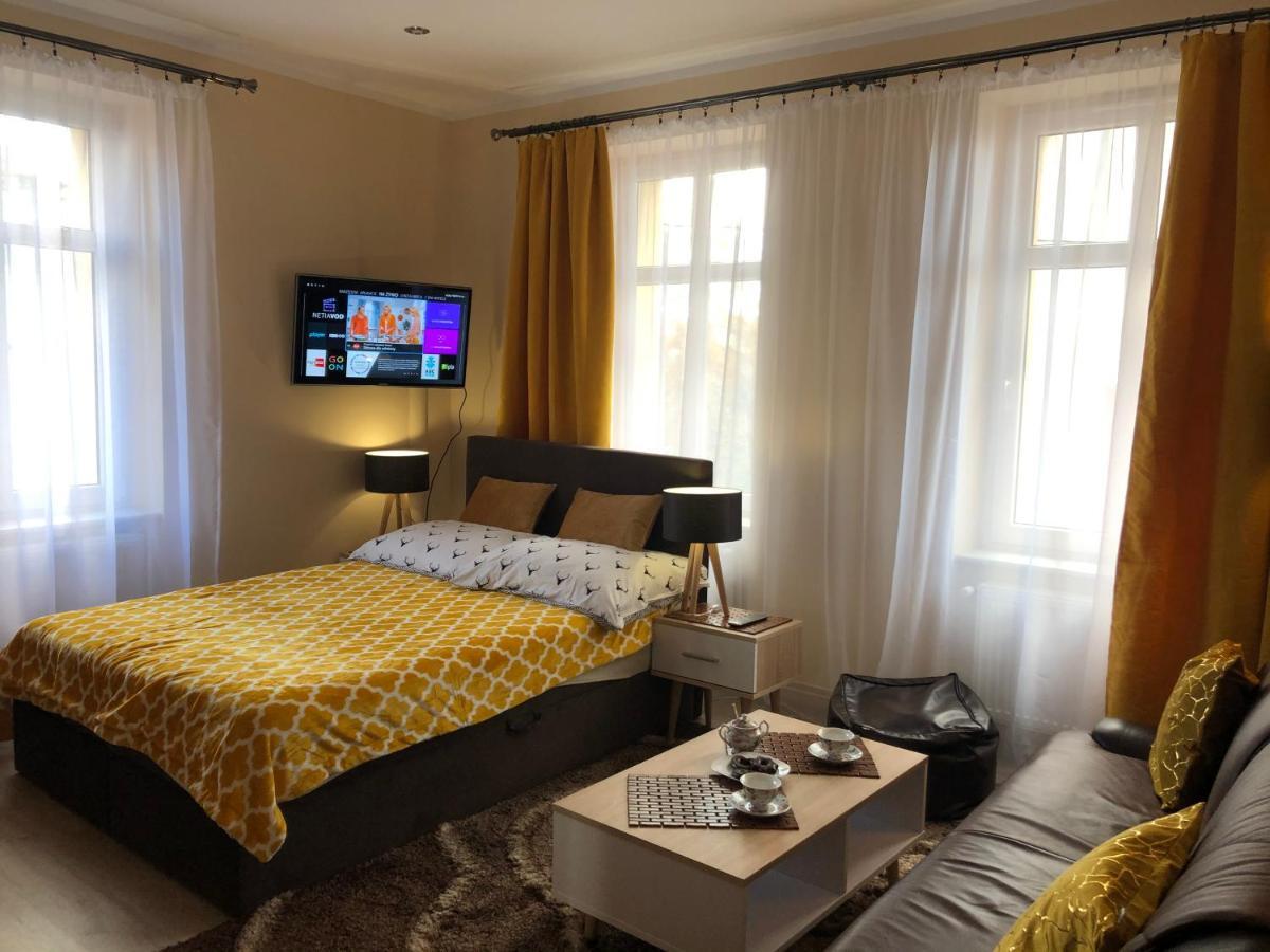 Bibi Apartament Apartment Jelenia Góra Екстериор снимка
