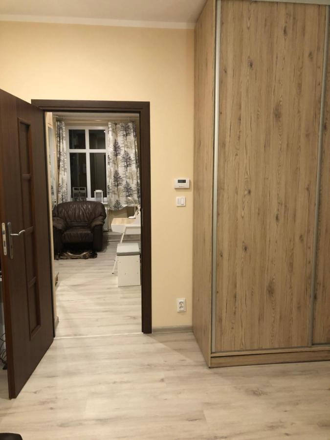 Bibi Apartament Apartment Jelenia Góra Екстериор снимка
