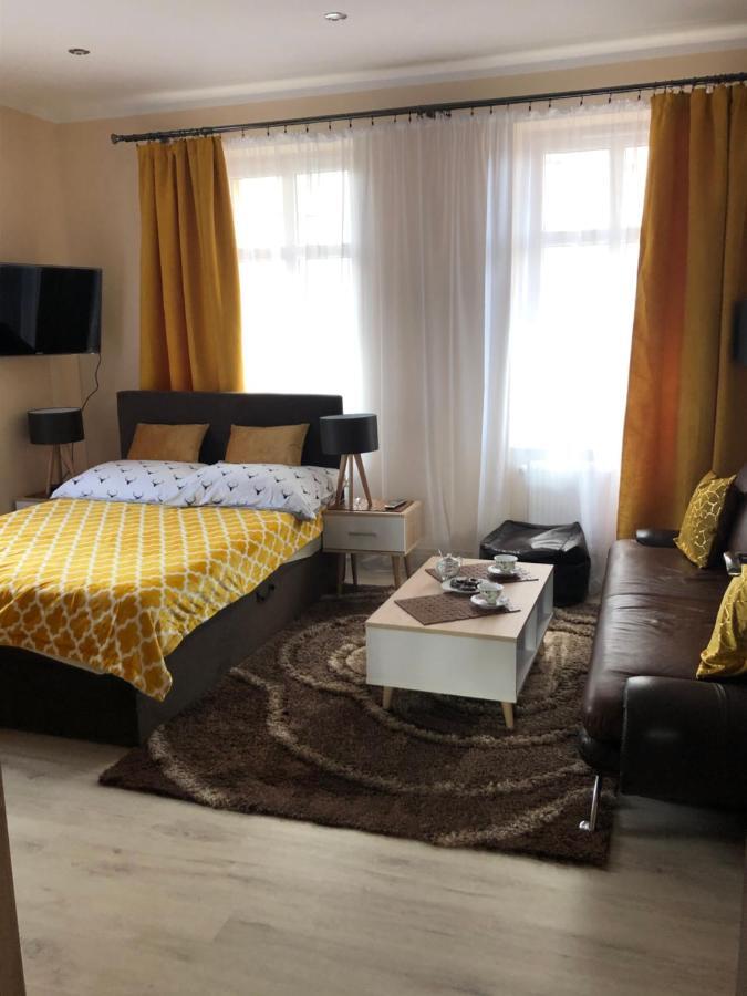 Bibi Apartament Apartment Jelenia Góra Екстериор снимка